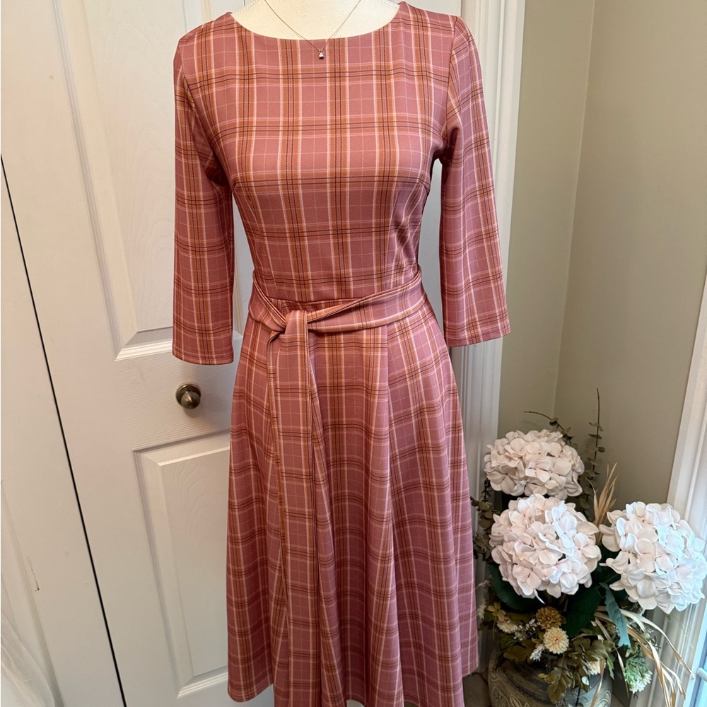 Chic Plaid Midi Dress with Scarf - Terracotta